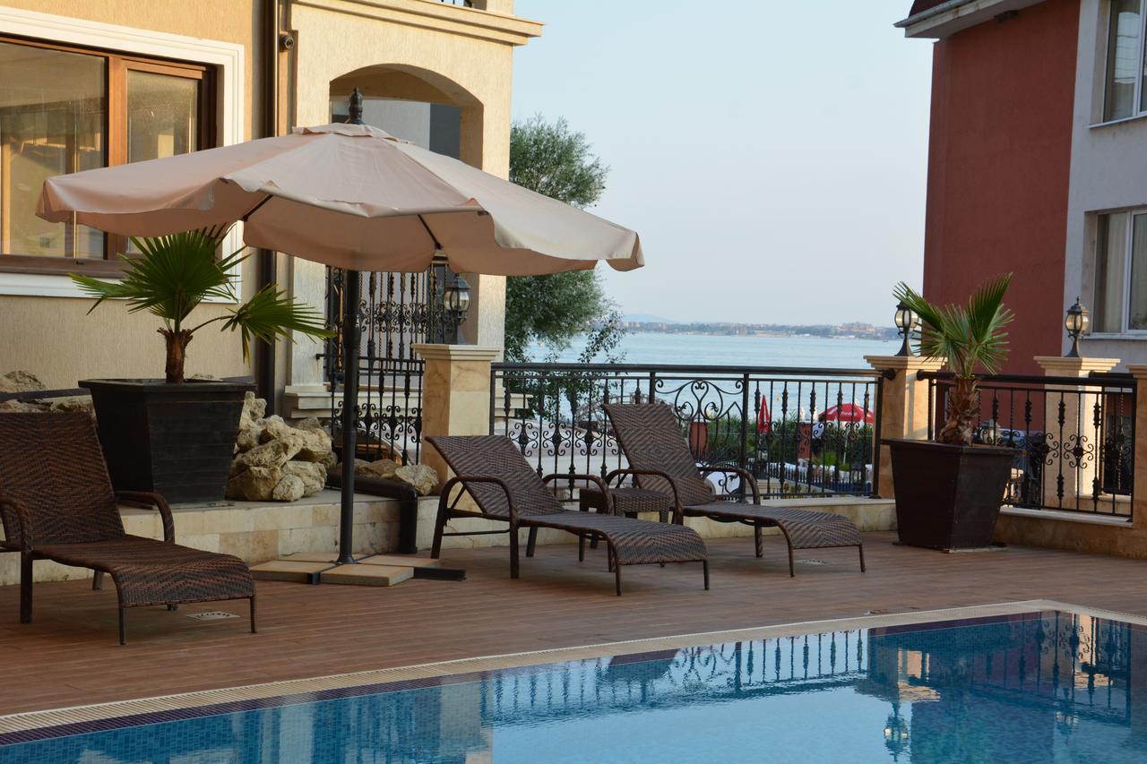 Vip Club Dolphin Coast Aparthotel Sunny Beach Ngoại thất bức ảnh