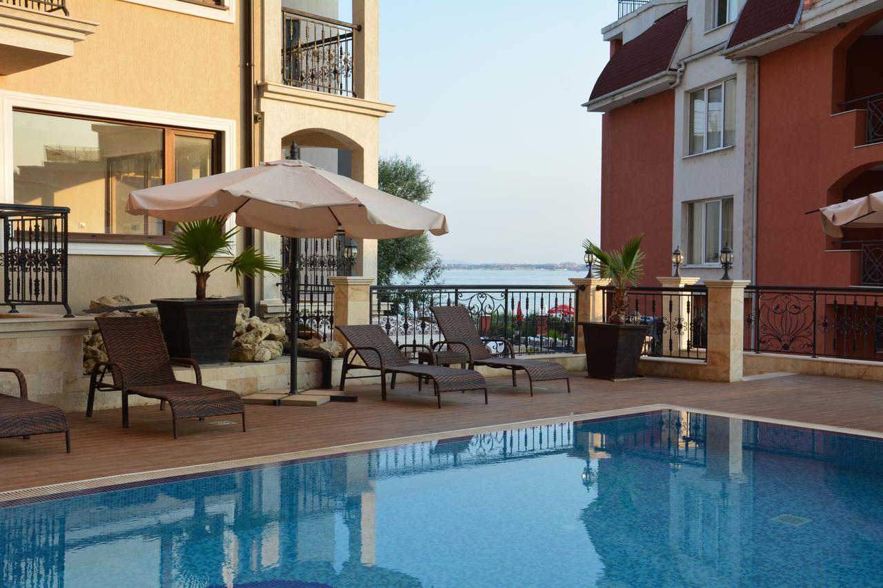 Vip Club Dolphin Coast Aparthotel Sunny Beach Ngoại thất bức ảnh