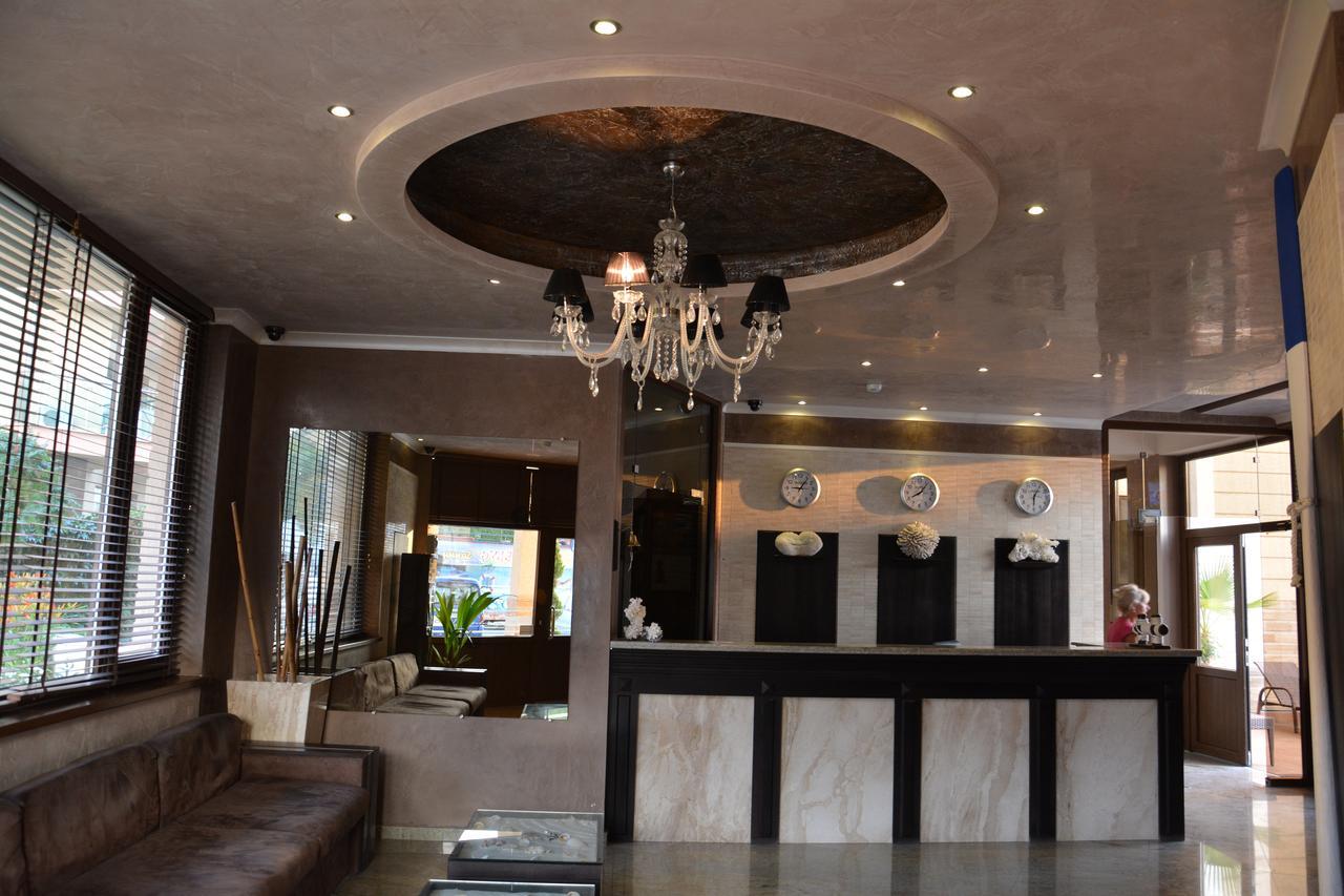 Vip Club Dolphin Coast Aparthotel Sunny Beach Ngoại thất bức ảnh